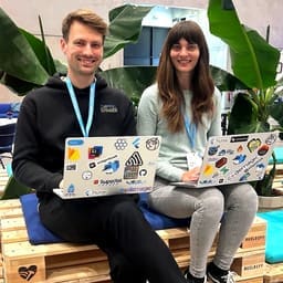 Flutter DACH logo